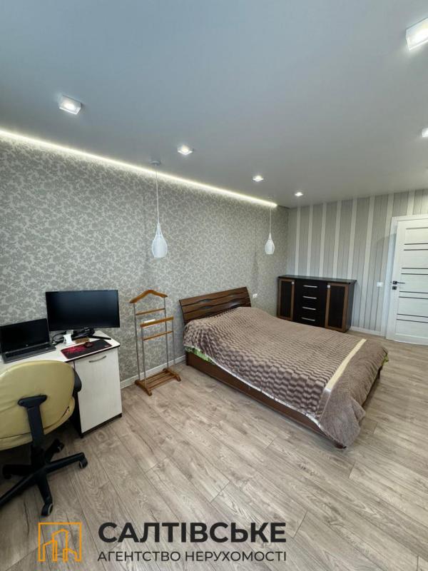 Sale 3 bedroom-(s) apartment 65 sq. m., Hvardiytsiv-Shyronintsiv Street 25