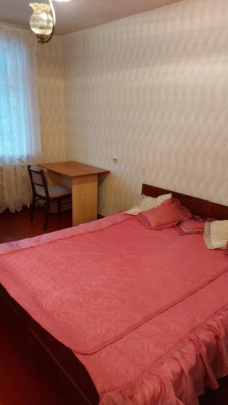 Long term rent 2 bedroom-(s) apartment Matrosova Street 14