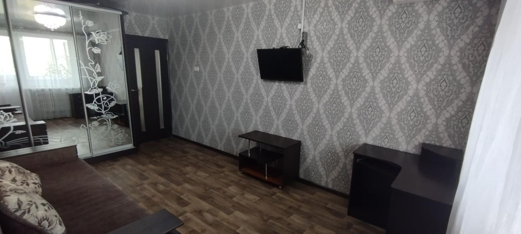 Long term rent 1 bedroom-(s) apartment Hroznenska Street 52