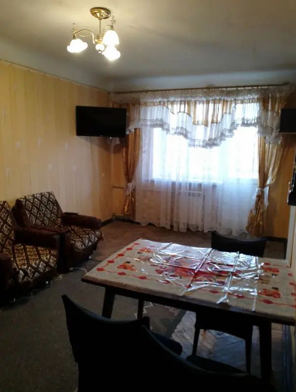 Apartment for rent - Hoholya Street 2а