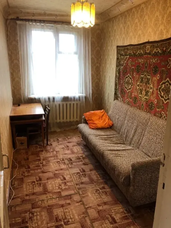 Продаж 3 кімнатної квартири 60 кв. м, Тархова вул. 1