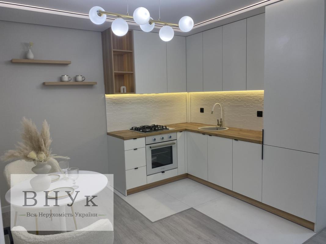 Sale 3 bedroom-(s) apartment 62 sq. m., Kyivska Street 2