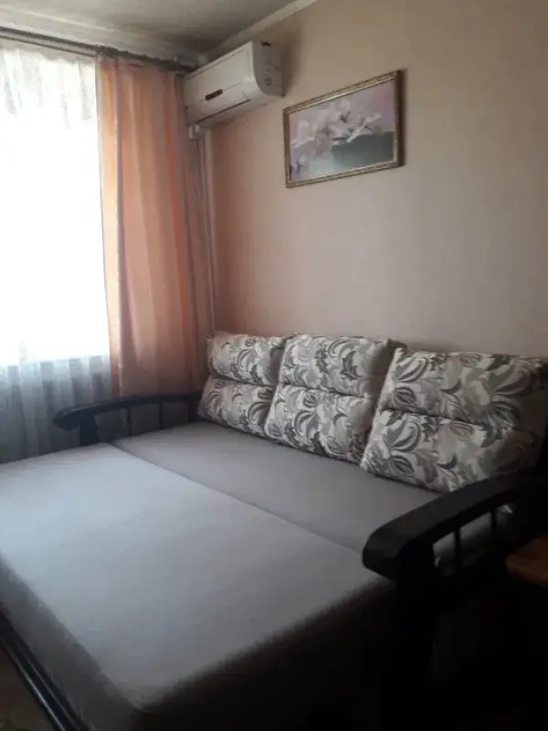 Long term rent 1 bedroom-(s) apartment Zernovyi Lane 5в