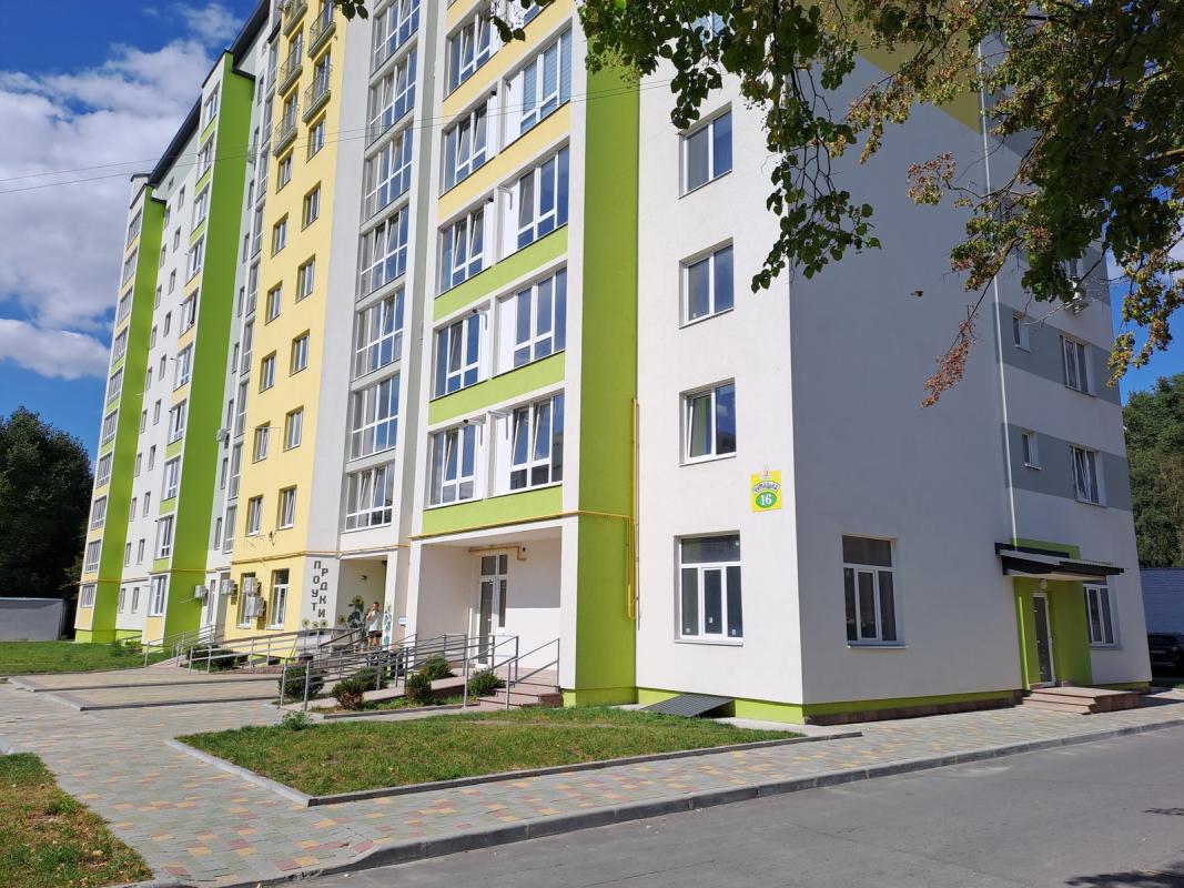 Продаж 3 кімнатної квартири 85 кв. м, Чумацька вул.