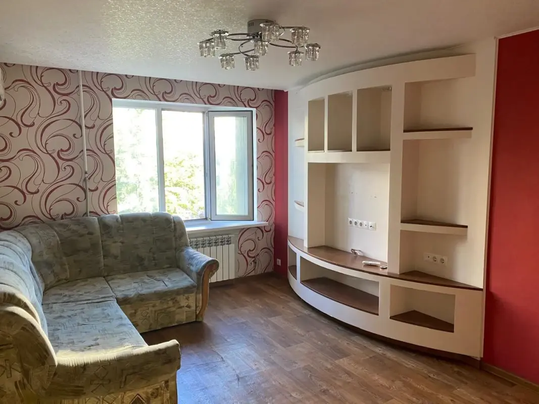 Apartment for sale - Marshala Batytskoho Street 20а