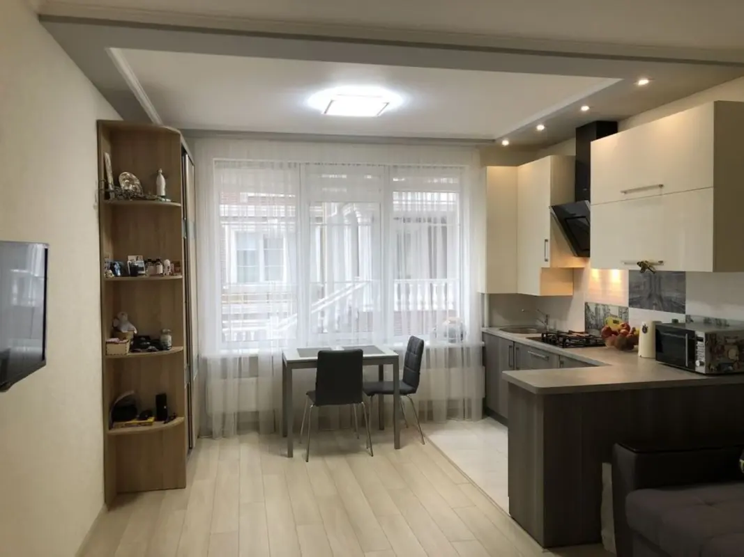 Apartment for sale - Dmytra Lutsenka Street 10