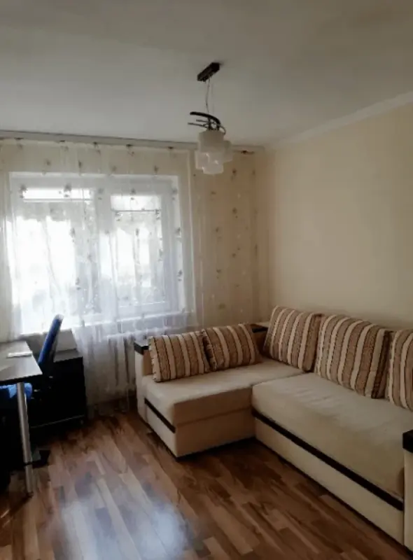 Apartment for rent - 23 Serpnya Street 29а