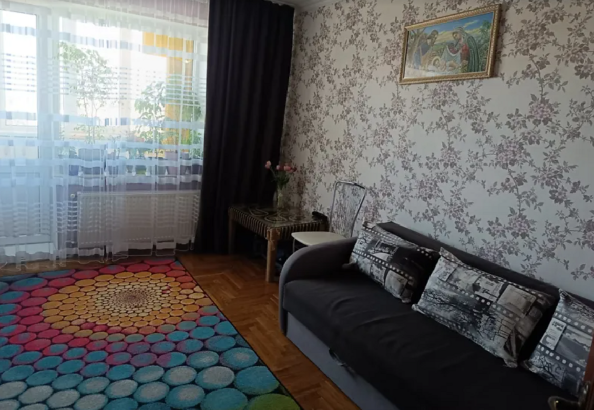 Sale 3 bedroom-(s) apartment 62 sq. m., Luchakivskoho Street 11