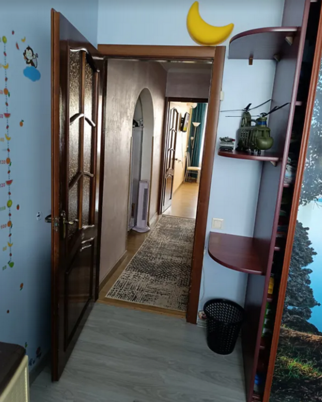 Sale 3 bedroom-(s) apartment 62 sq. m., Luchakivskoho Street 11