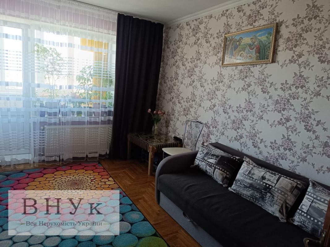 Продаж 3 кімнатної квартири 62 кв. м, Лучаківського вул. (Надзбручанська) 14