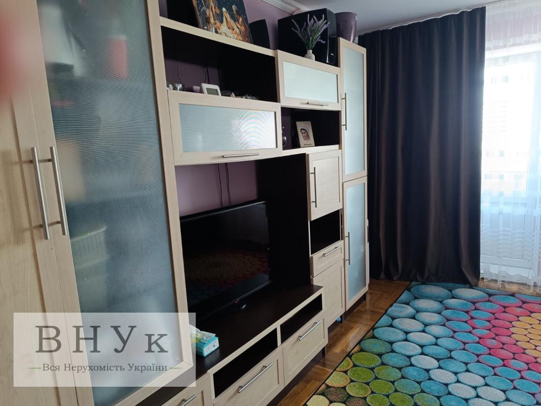 Sale 3 bedroom-(s) apartment 62 sq. m., Luchakivskoho Street 14