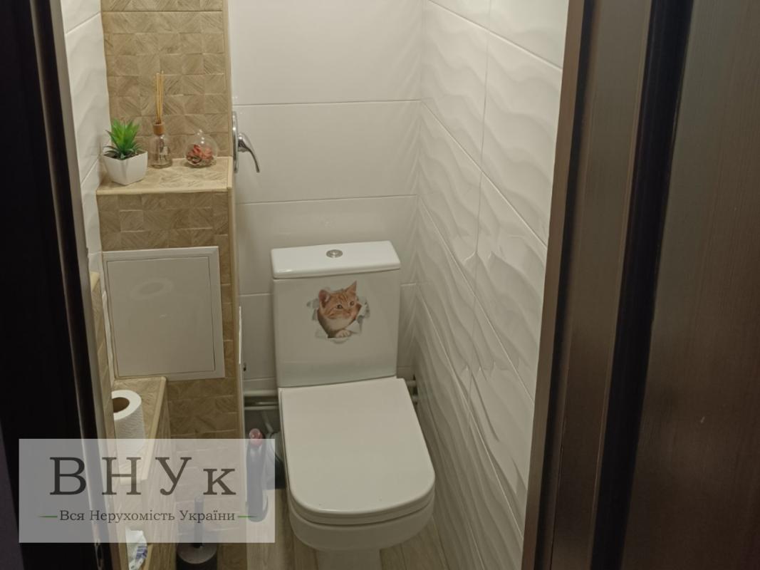 Sale 3 bedroom-(s) apartment 62 sq. m., Luchakivskoho Street 14