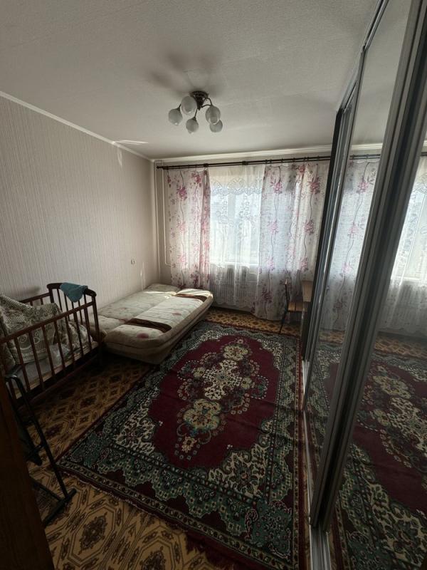 Long term rent 3 bedroom-(s) apartment Krasnodarska Street 171к3