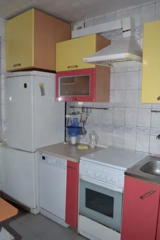 Long term rent 2 bedroom-(s) apartment Heroiv Kharkova Avenue (Moskovskyi Avenue) 38