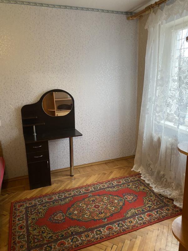 Продаж 2 кімнатної квартири 45 кв. м, Петра Григоренка просп. (Маршала Жукова) 33