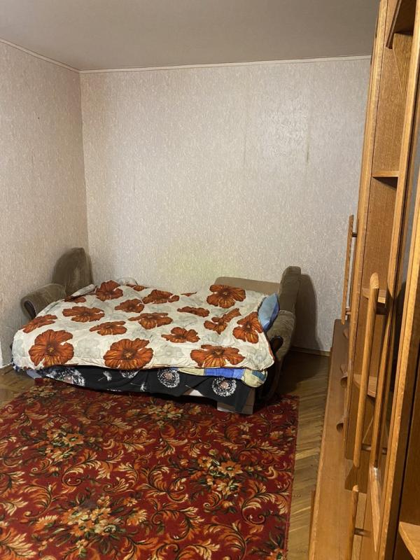 Продаж 2 кімнатної квартири 45 кв. м, Петра Григоренка просп. (Маршала Жукова) 33