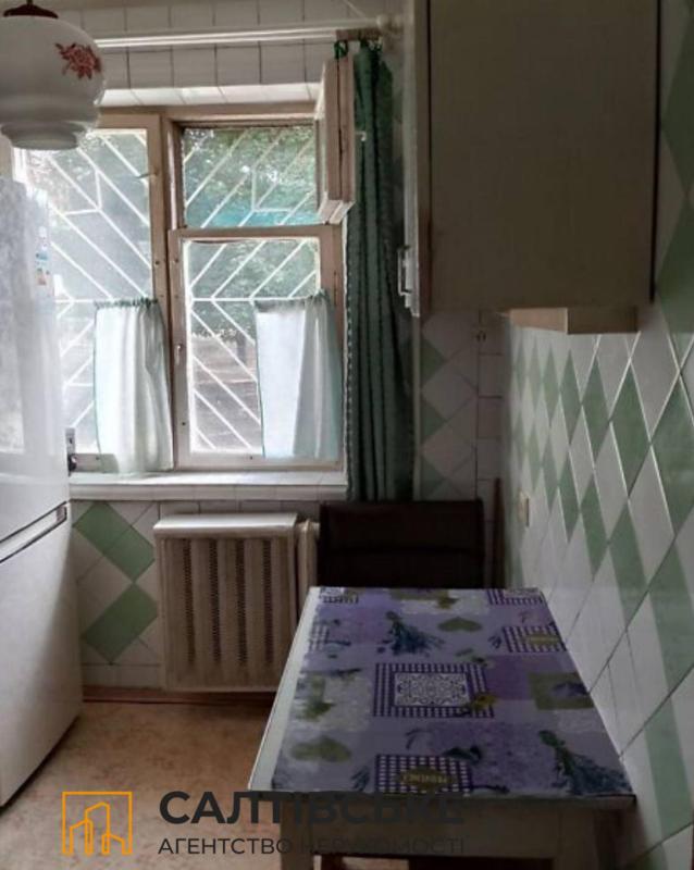 Продаж 2 кімнатної квартири 44 кв. м, Тракторобудівників просп. 65д