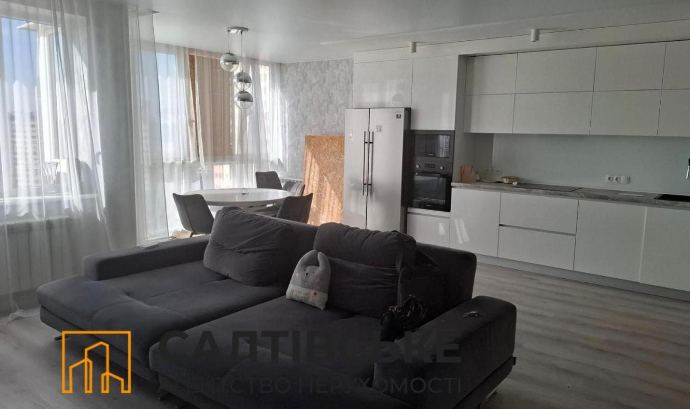 Sale 3 bedroom-(s) apartment 88 sq. m., Hvardiytsiv-Shyronintsiv Street 72а