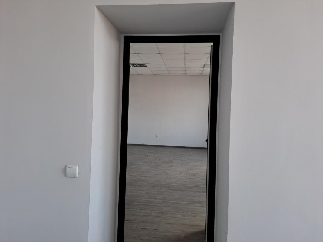 Long term rent commercial property Mykulynetska Street