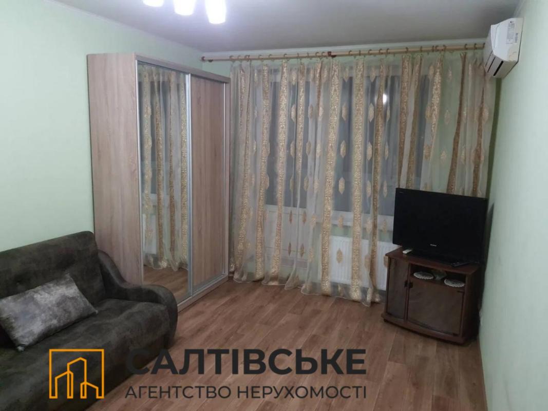 Продаж 1 кімнатної квартири 33 кв. м, Героїв Праці вул. 4