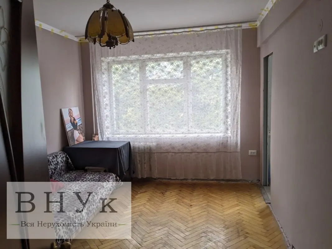 Apartment for sale - Lesi Ukrainky Street 9