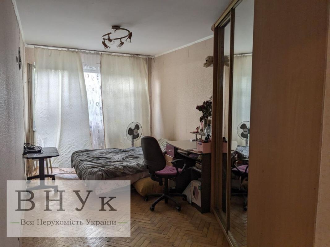 Продаж 2 кімнатної квартири 48 кв. м, Лесі Українки вул. 9