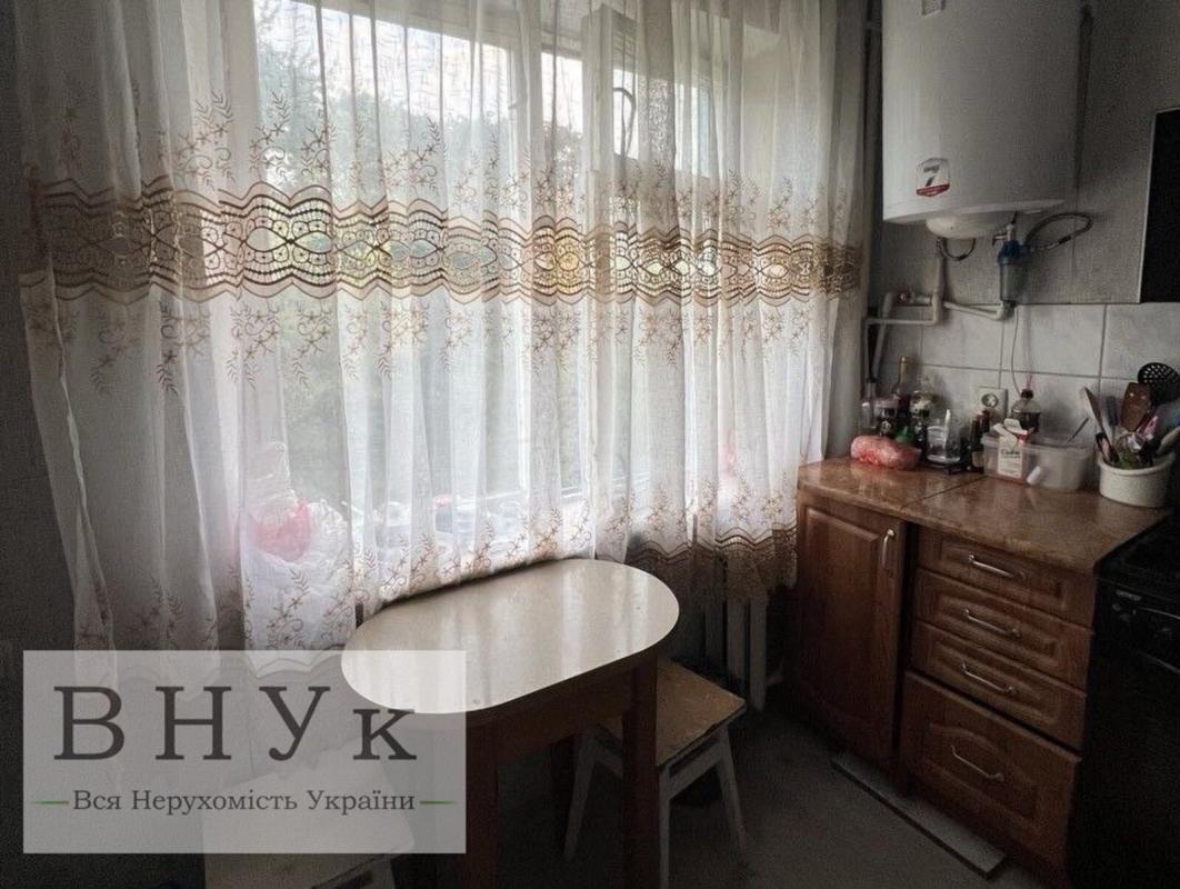 Продаж 2 кімнатної квартири 48 кв. м, Лесі Українки вул. 9