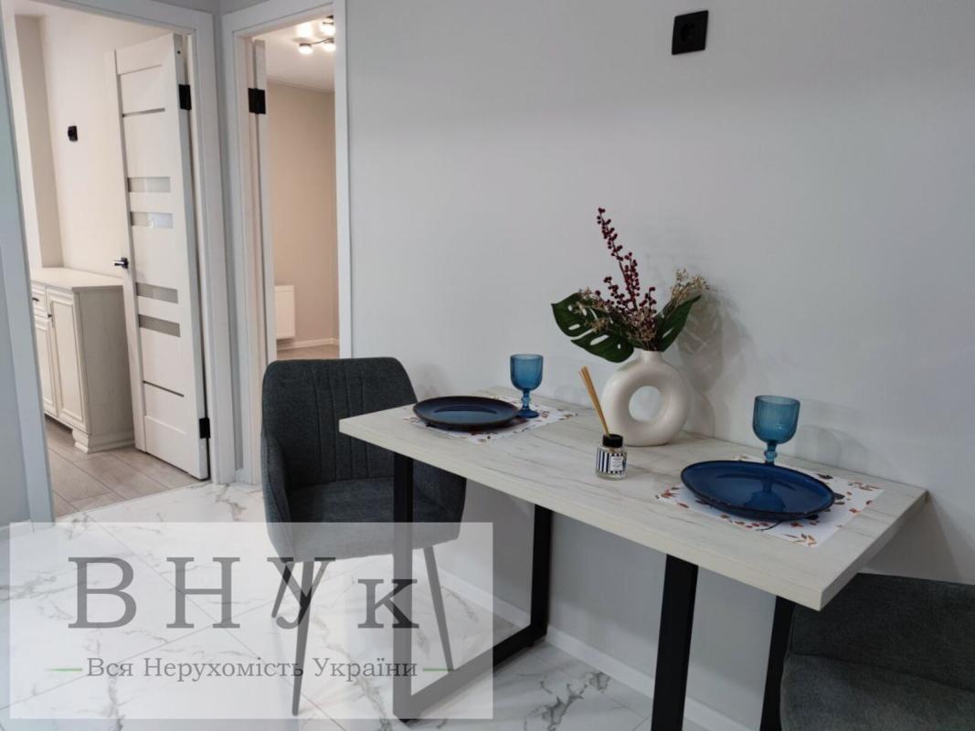 Sale 3 bedroom-(s) apartment 62 sq. m., Kyivska Street 8