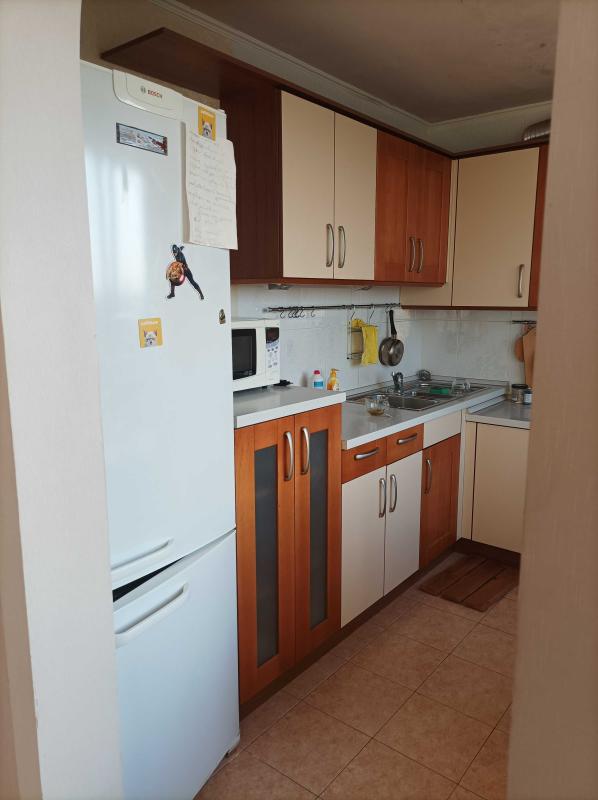 Long term rent 3 bedroom-(s) apartment Cherednychenkovska Street