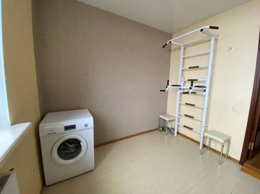 Sale 5 bedroom-(s) apartment 218 sq. m., Sumska Street 19