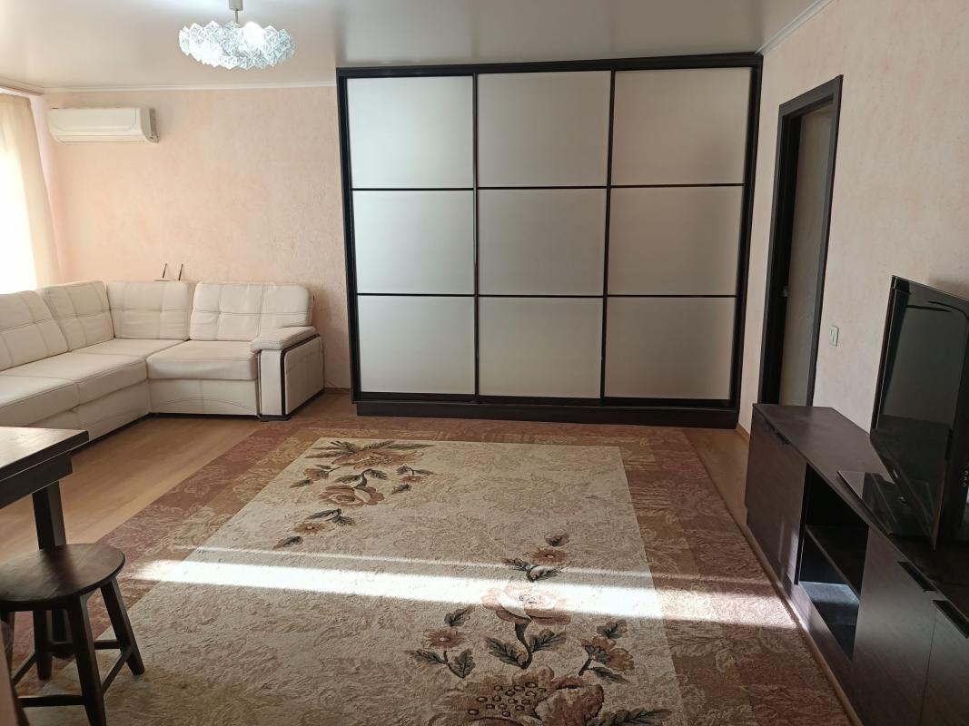 Sale 2 bedroom-(s) apartment 56 sq. m., Kholodnohirska street 5