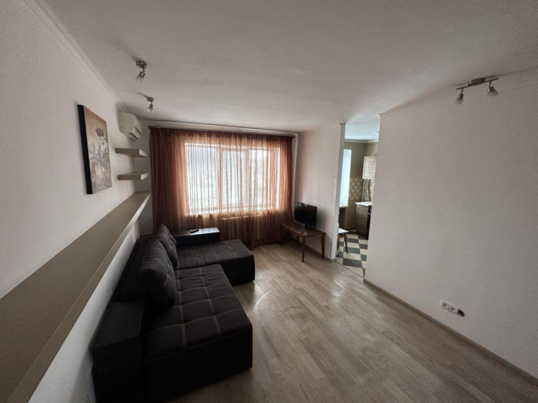 Sale 1 bedroom-(s) apartment 29 sq. m., Naberezhno-Korchuvatska Street 80