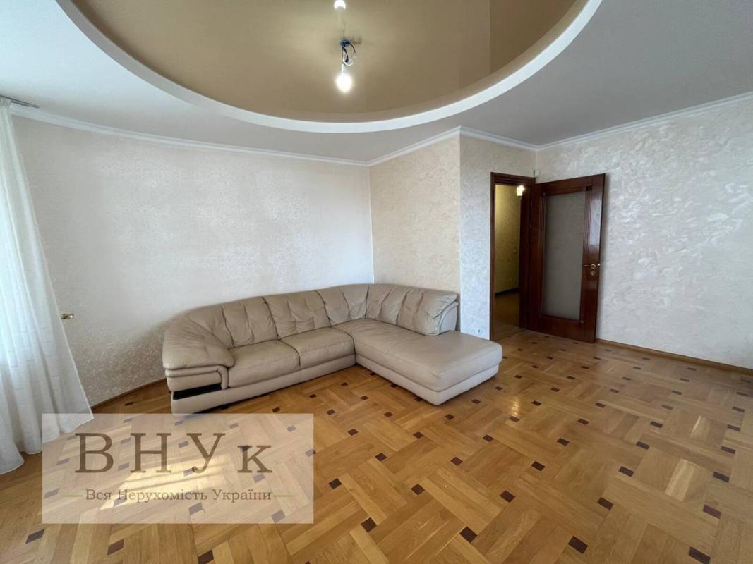 Sale 3 bedroom-(s) apartment 102 sq. m., Karpenka Street 12