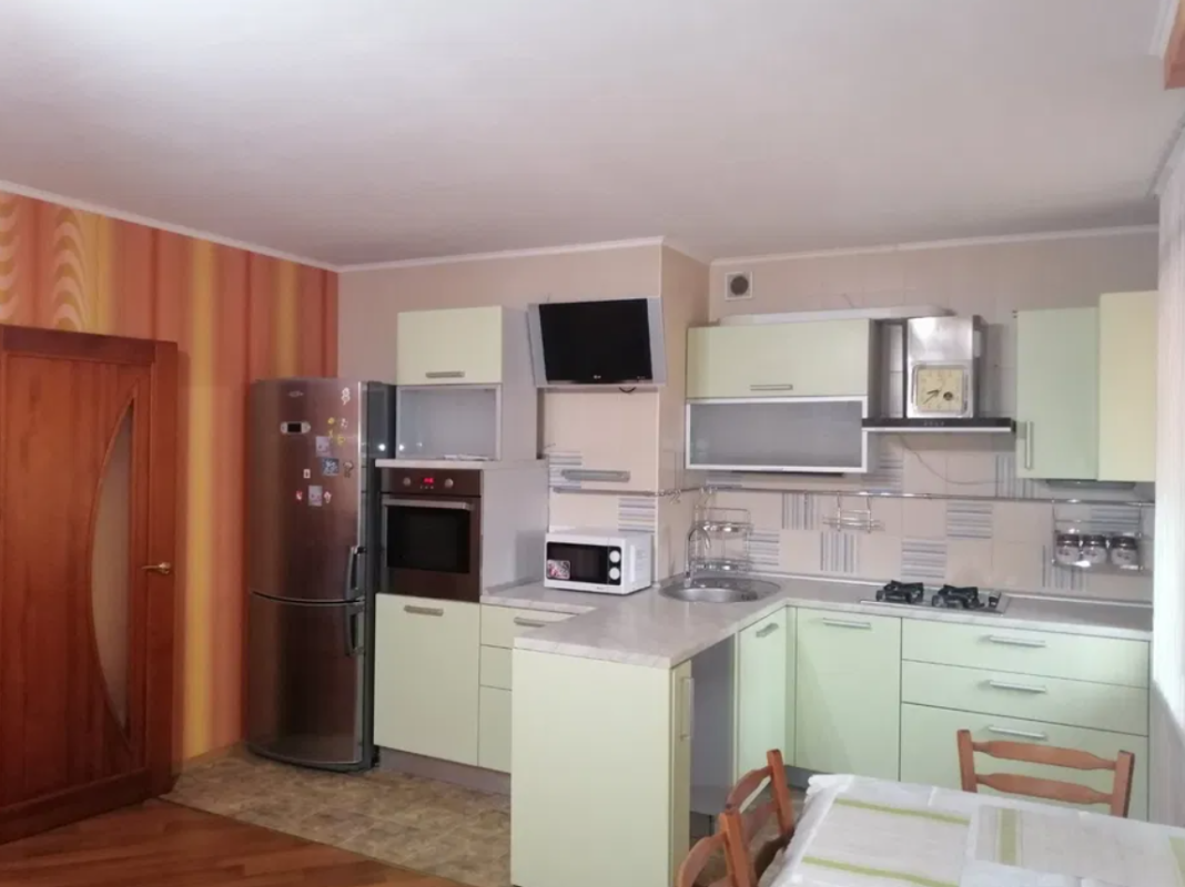 Long term rent 2 bedroom-(s) apartment Heroiv Kharkova Avenue (Moskovskyi Avenue) 64а