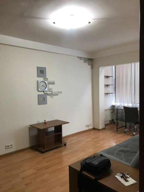 Sale 2 bedroom-(s) apartment 48 sq. m., Olzhycha Street 18