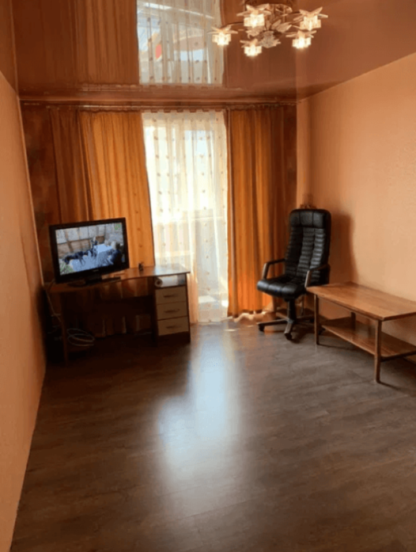 Long term rent 2 bedroom-(s) apartment Hvardiytsiv-Shyronintsiv Street 47а