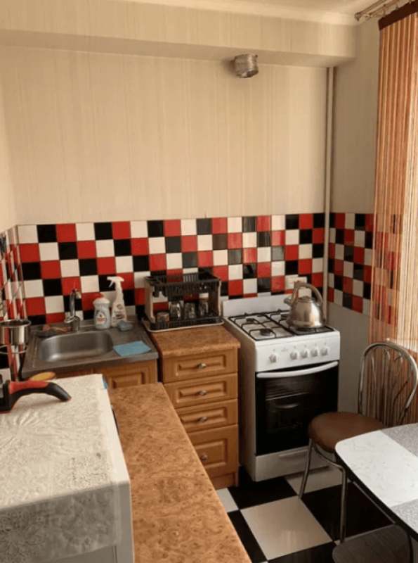 Long term rent 2 bedroom-(s) apartment Hvardiytsiv-Shyronintsiv Street 47а