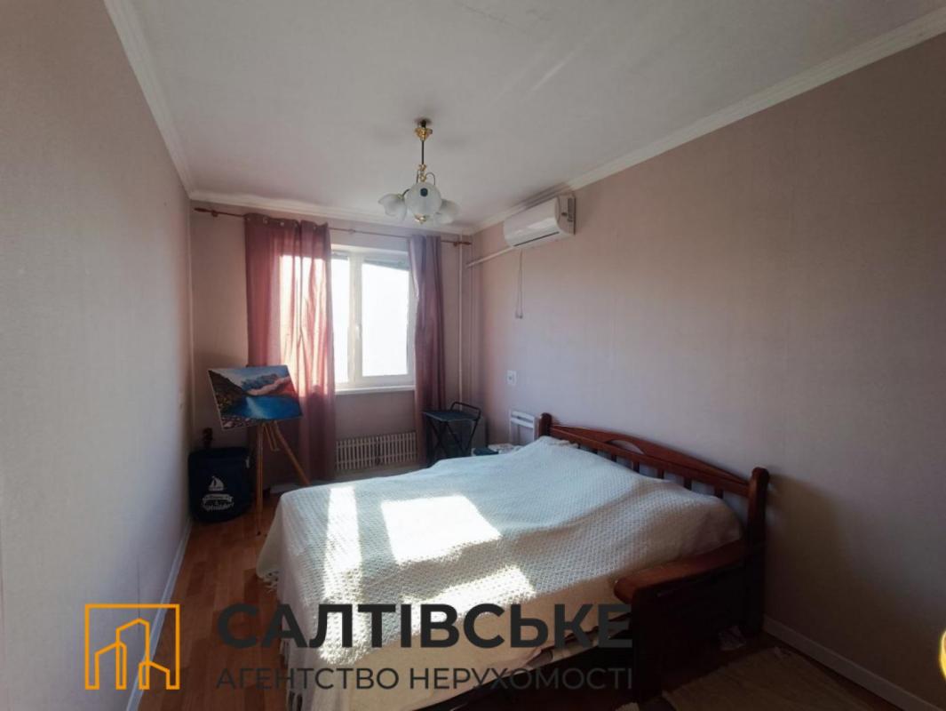 Продажа 2 комнатной квартиры 54 кв. м, Дружбы Народов ул. 240