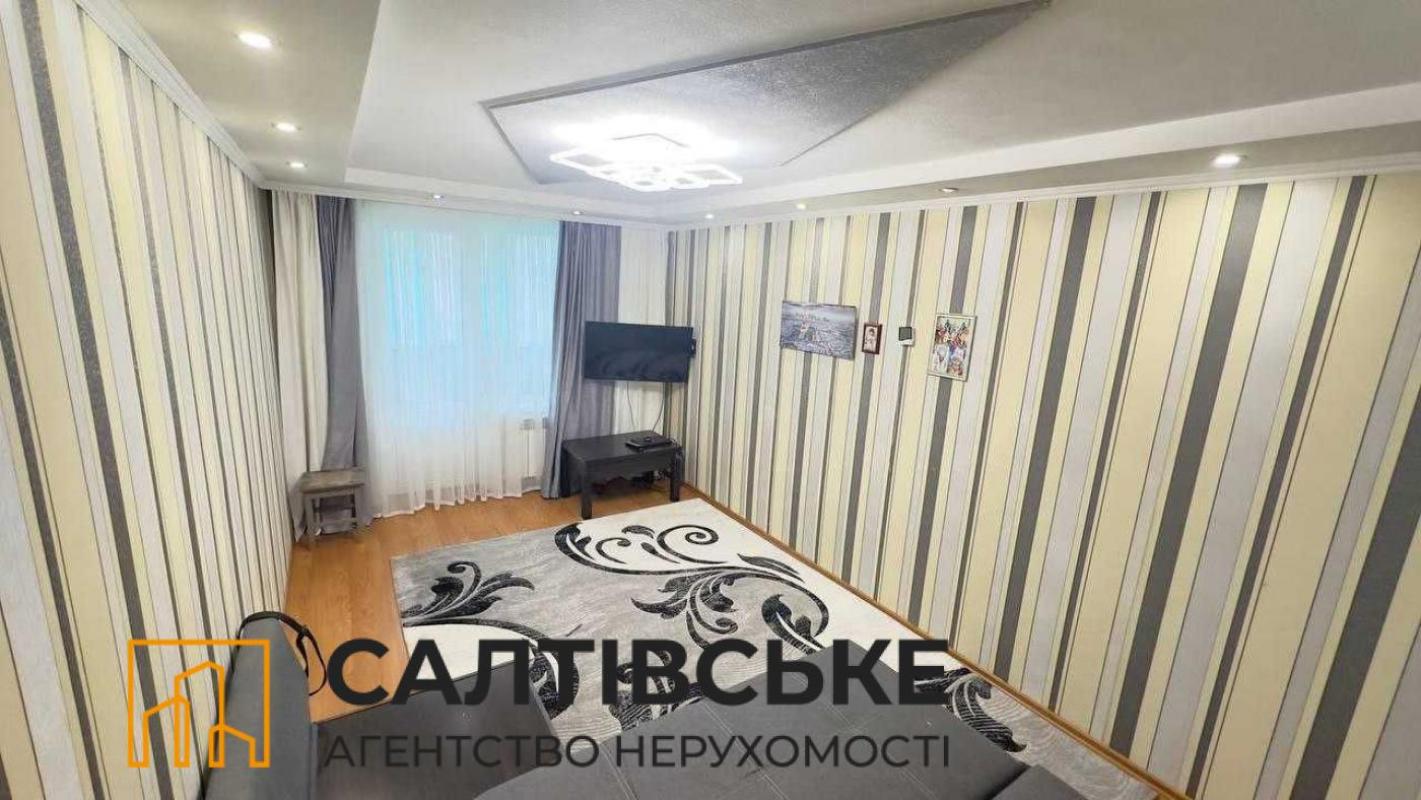 Продаж 2 кімнатної квартири 49 кв. м, Тракторобудівників просп. 107б