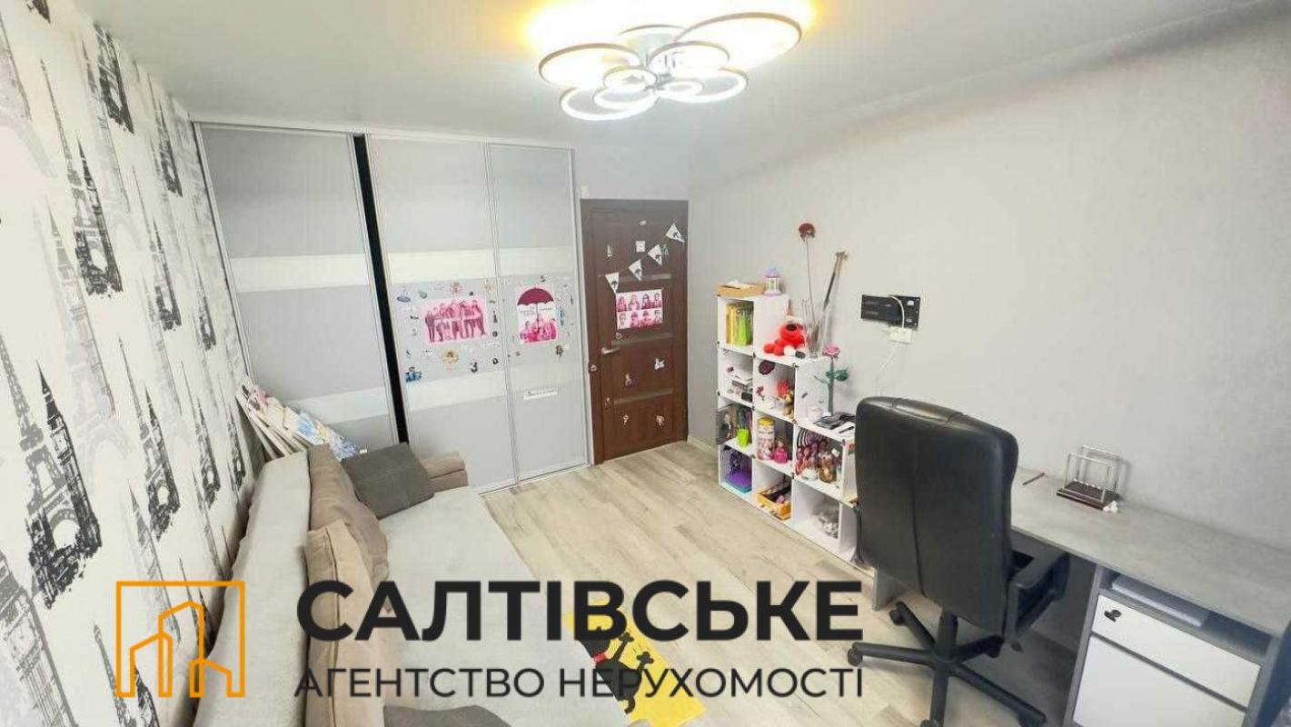 Продаж 2 кімнатної квартири 49 кв. м, Тракторобудівників просп. 107б