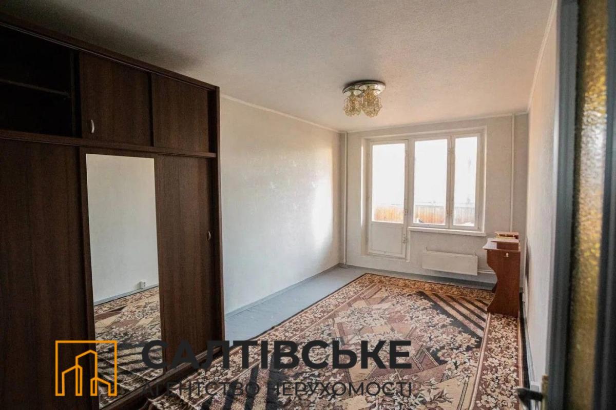 Sale 3 bedroom-(s) apartment 65 sq. m., Valentynivska street 23е