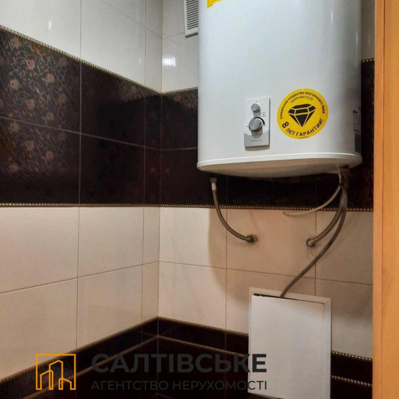 Продаж 2 кімнатної квартири 80 кв. м, Кричевського вул. 33