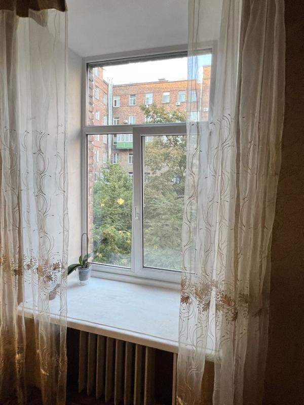 Long term rent 1 bedroom-(s) apartment Yevhena Kotliara Street (Chervonoarmiiska Street) 8/10в