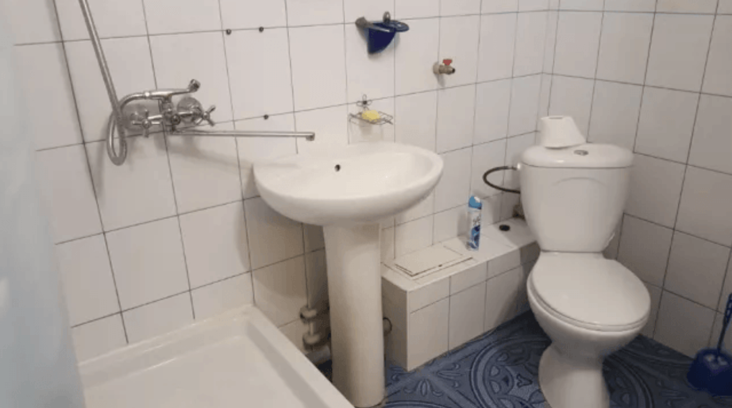 Long term rent 1 bedroom-(s) apartment Volodymyra Usenka lane (Sotsialistychnyi Lane)