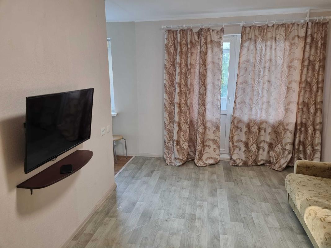 Sale 2 bedroom-(s) apartment 44 sq. m., Derevyanka Street 18