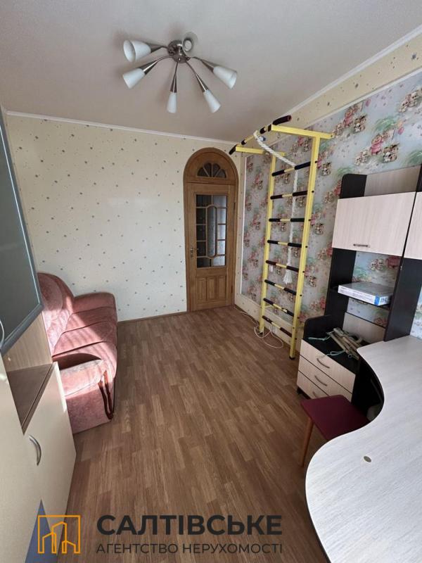 Sale 3 bedroom-(s) apartment 72 sq. m., Natalii Uzhvii Street 80