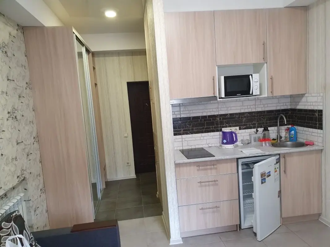 Apartment for rent - Korolenka Street 25