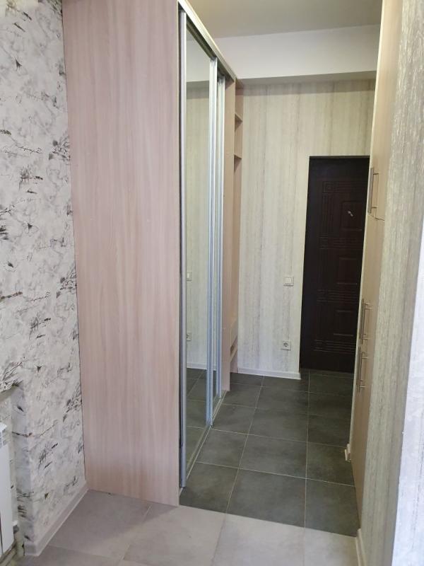 Long term rent 1 bedroom-(s) apartment Korolenka Street 25