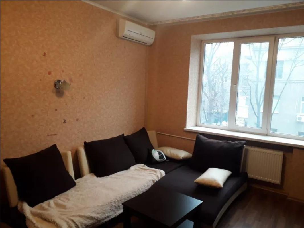 Long term rent 2 bedroom-(s) apartment Pushkinska Street 72