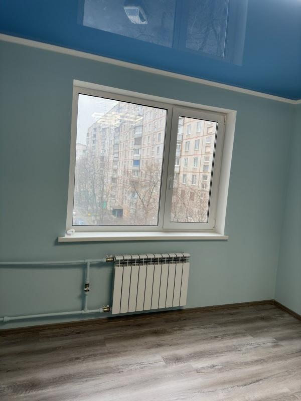 Продажа 4 комнатной квартиры 87 кв. м, Енакиевская ул. 20